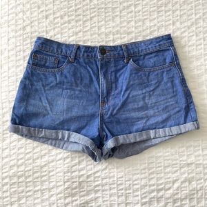 Forever 21 Cuffed Jean Shorts, Size 28